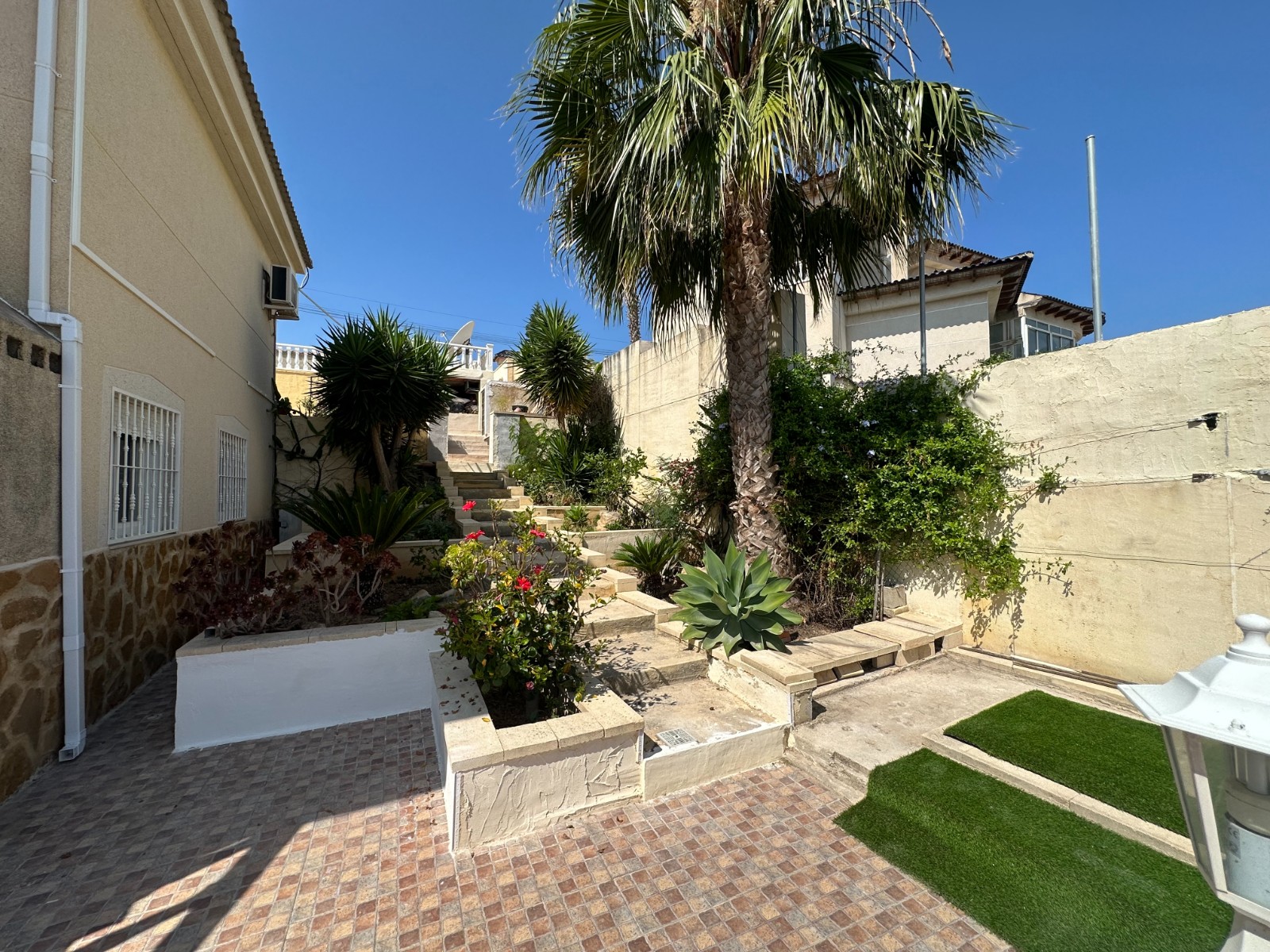 For sale - 3 Bedroom 3 Bathroom Villa in Algorfa - Lomas de Juliana  - Alicante
