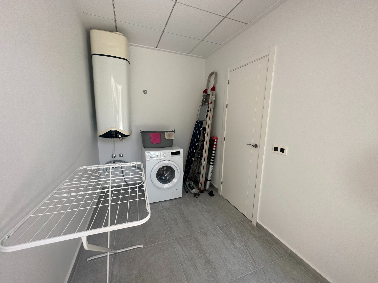 For sale - 5 Bedroom 4 Bathroom Villa in San Miguel de Salinas - San Miguel Salinas  - Alicante