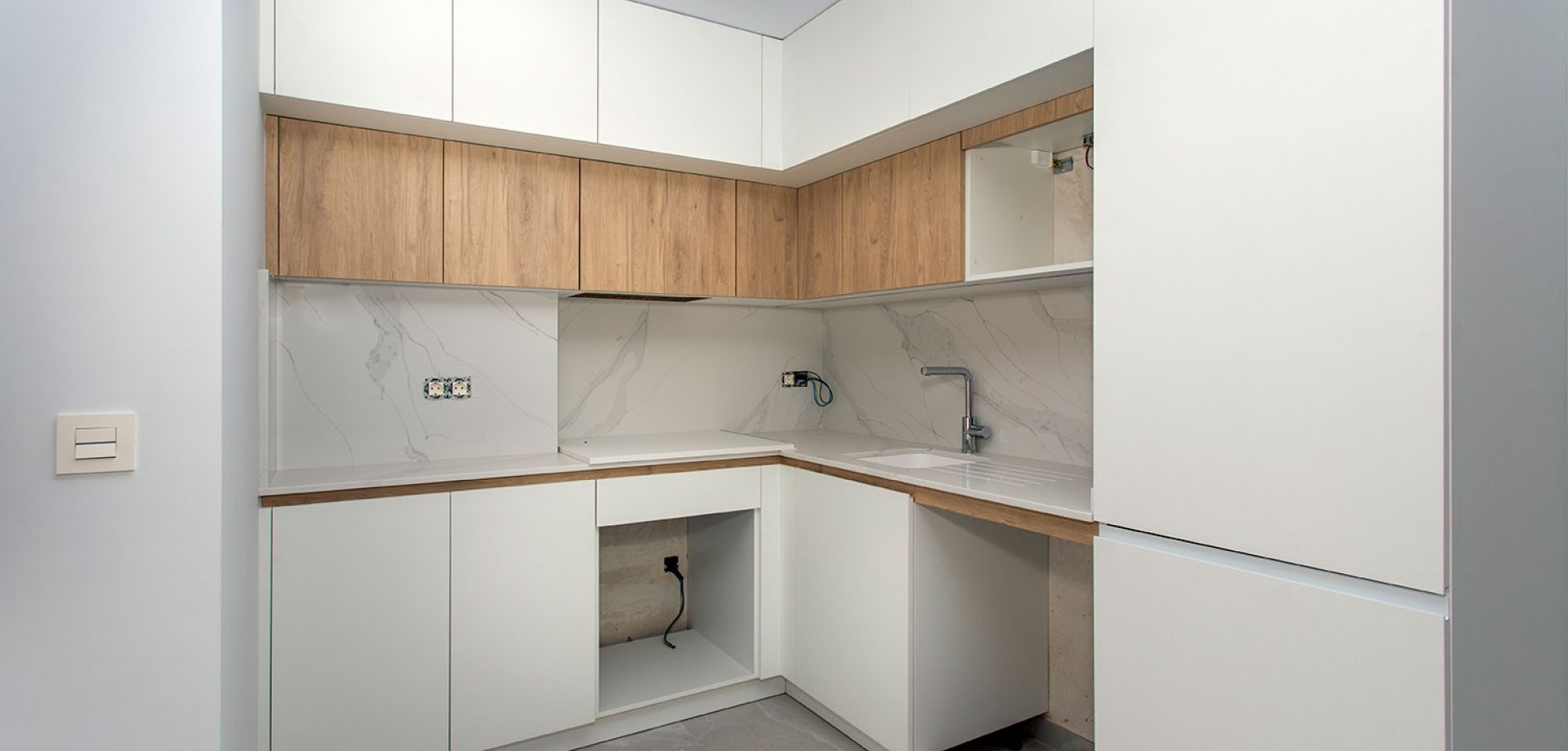 For sale - 2 Bedroom 2 Bathroom Apartment in Torrevieja - Playa del Cura  - Costa Blanca (Alicante)