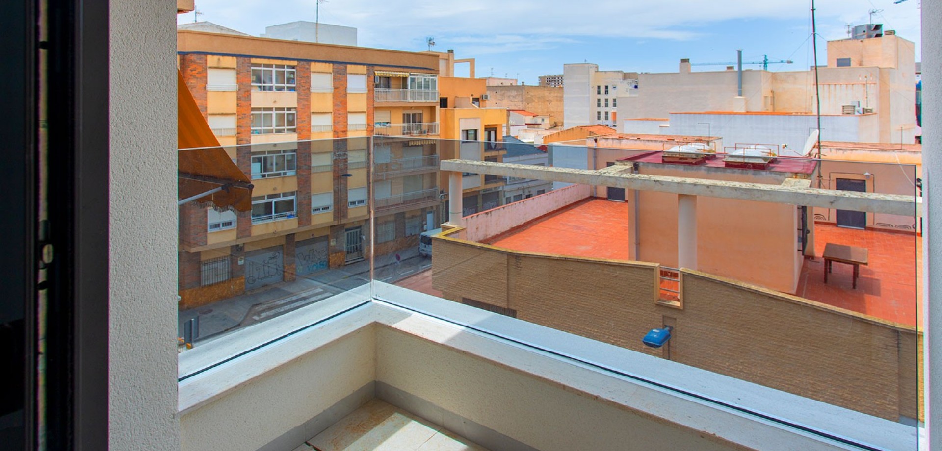 For sale - 2 Bedroom 2 Bathroom Apartment in Torrevieja - Playa del Cura  - Costa Blanca (Alicante)