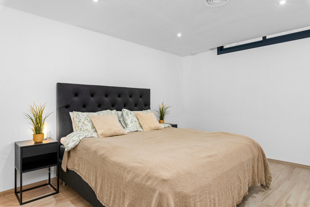 For sale - 5 Bedroom 4 Bathroom House - Detached Villa in Orihuela - Lomas de Cabo Roig  - Alicante