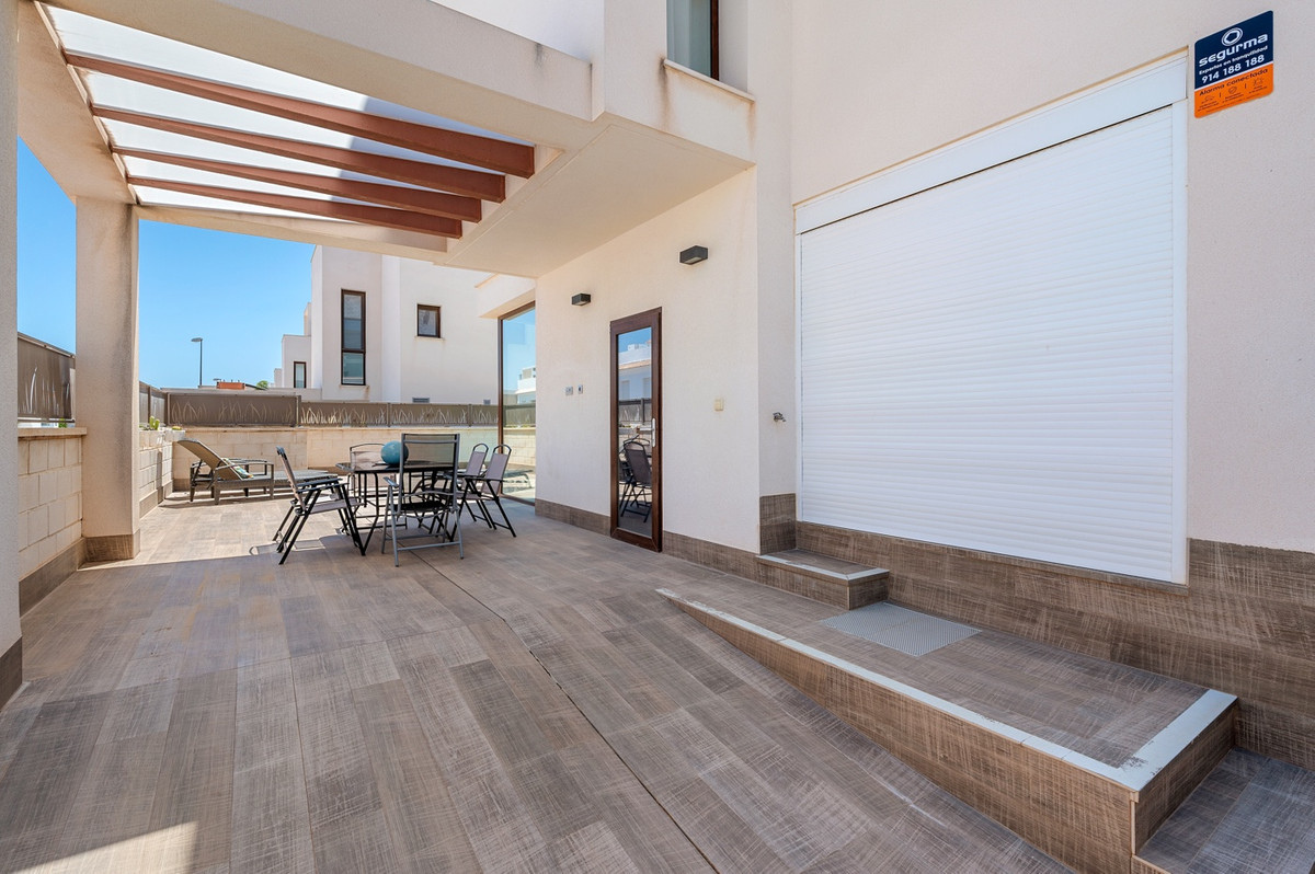 For sale - 3 Bedroom 3 Bathroom -Detached House in Ciudad Quesada  - Ciudad Quesada  - Alicante