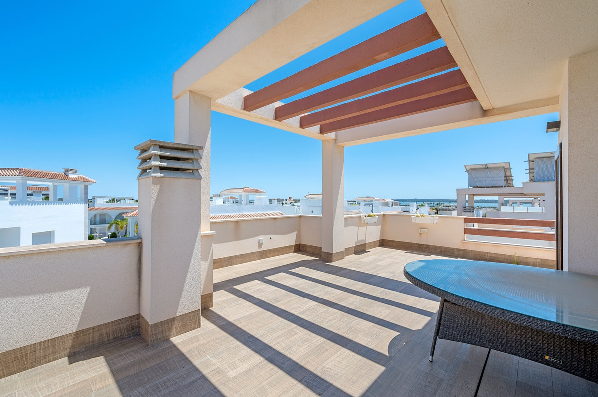 For sale - 3 Bedroom 3 Bathroom -Detached House in Ciudad Quesada  - Ciudad Quesada  - Alicante