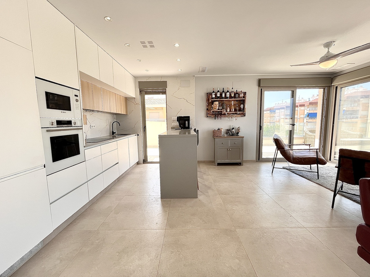 Sold - 2 Bedroom 2 Bathroom Apartment - Penthouse in Pilar de la Horadada - Torre de la Horadada  - Alicante