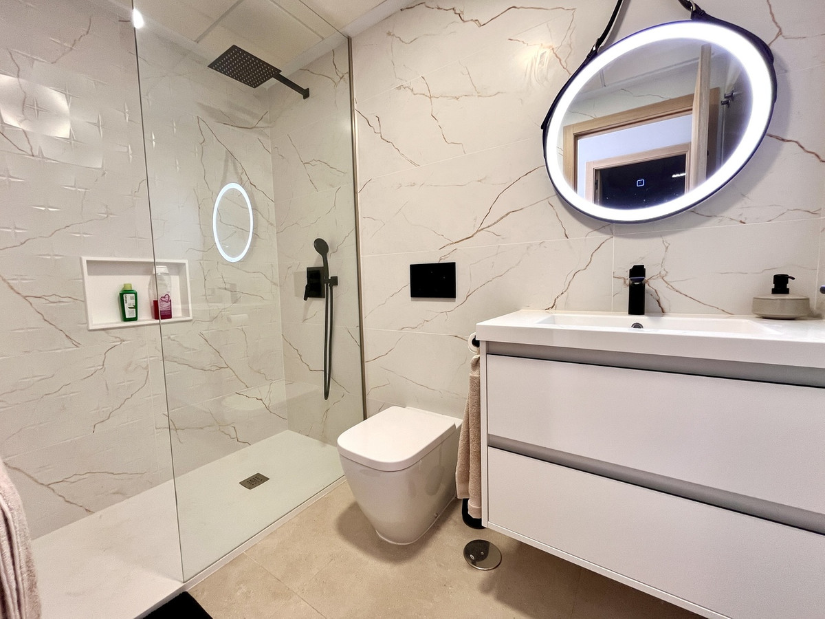Sold - 2 Bedroom 2 Bathroom Apartment - Penthouse in Pilar de la Horadada - Torre de la Horadada  - Alicante