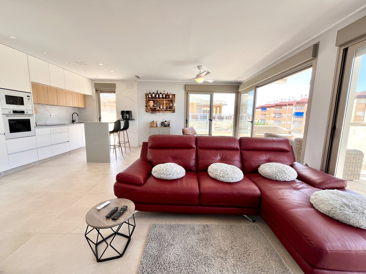 Sold - 2 Bedroom 2 Bathroom Apartment - Penthouse in Pilar de la Horadada - Torre de la Horadada  - Alicante