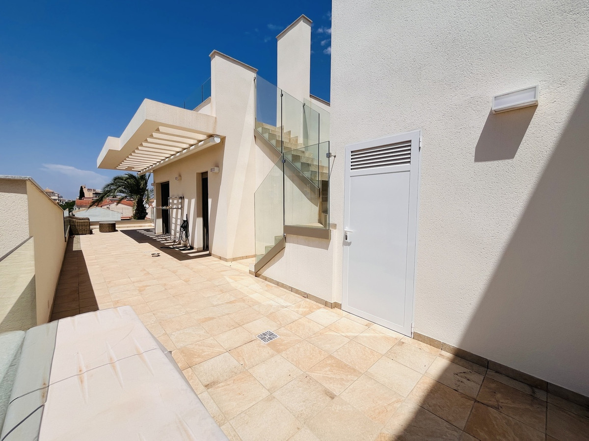 Sold - 2 Bedroom 2 Bathroom Apartment - Penthouse in Pilar de la Horadada - Torre de la Horadada  - Alicante