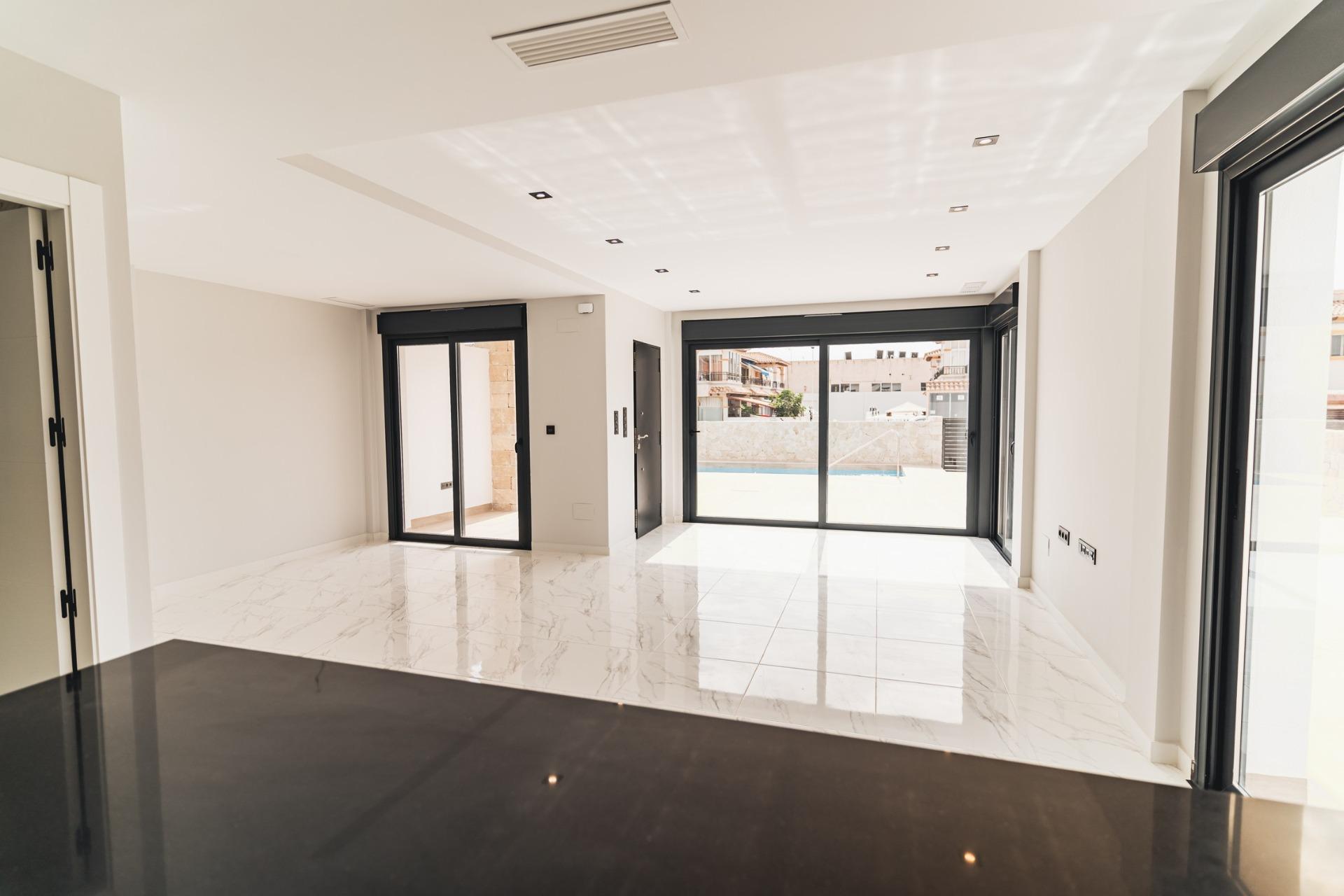 New Build - 4 Bedroom 3 Bathroom Villa in Orihuela Costa - Punta Prima  - Alicante