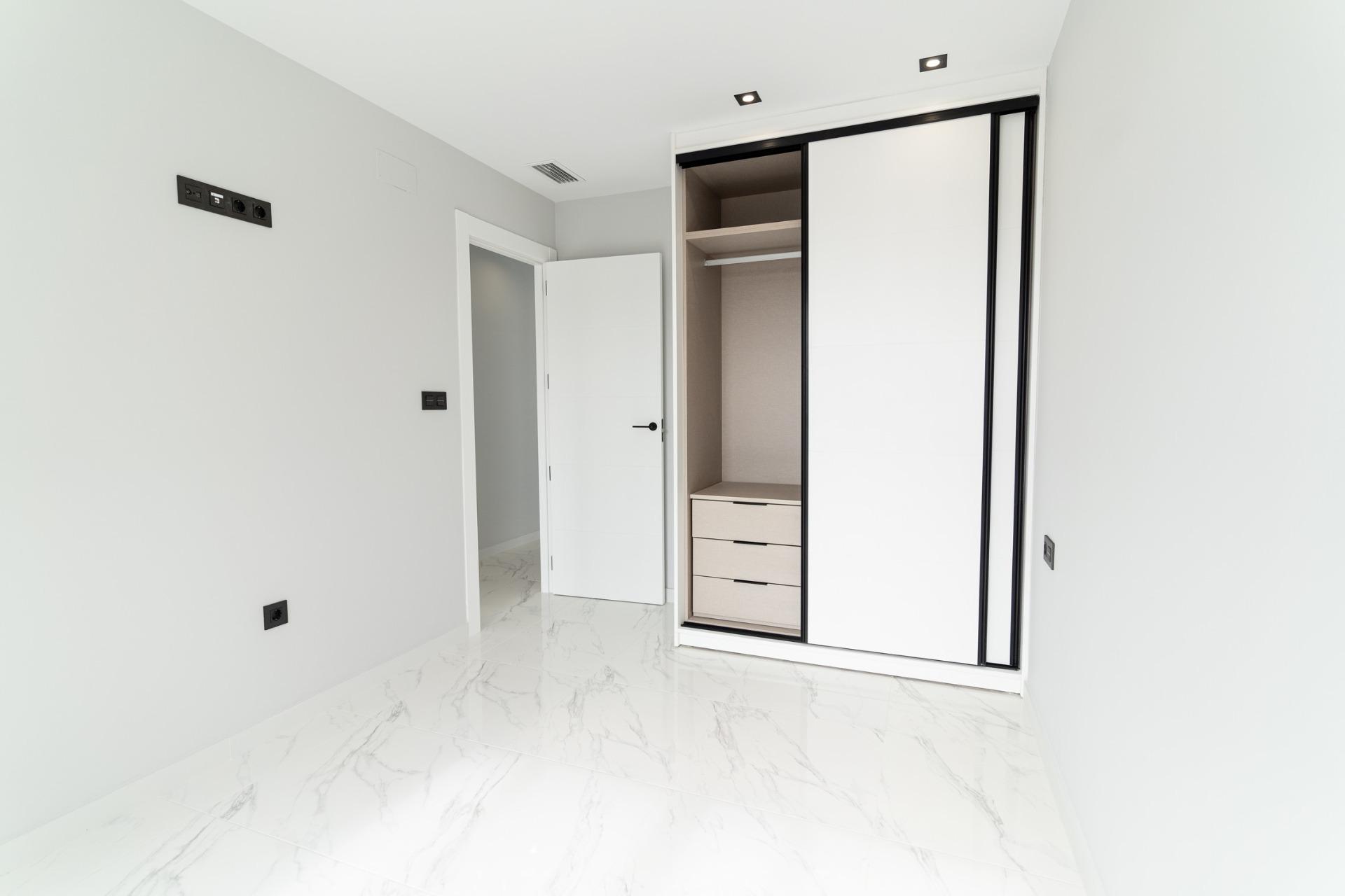 New Build - 4 Bedroom 3 Bathroom Villa in Orihuela Costa - Punta Prima  - Alicante