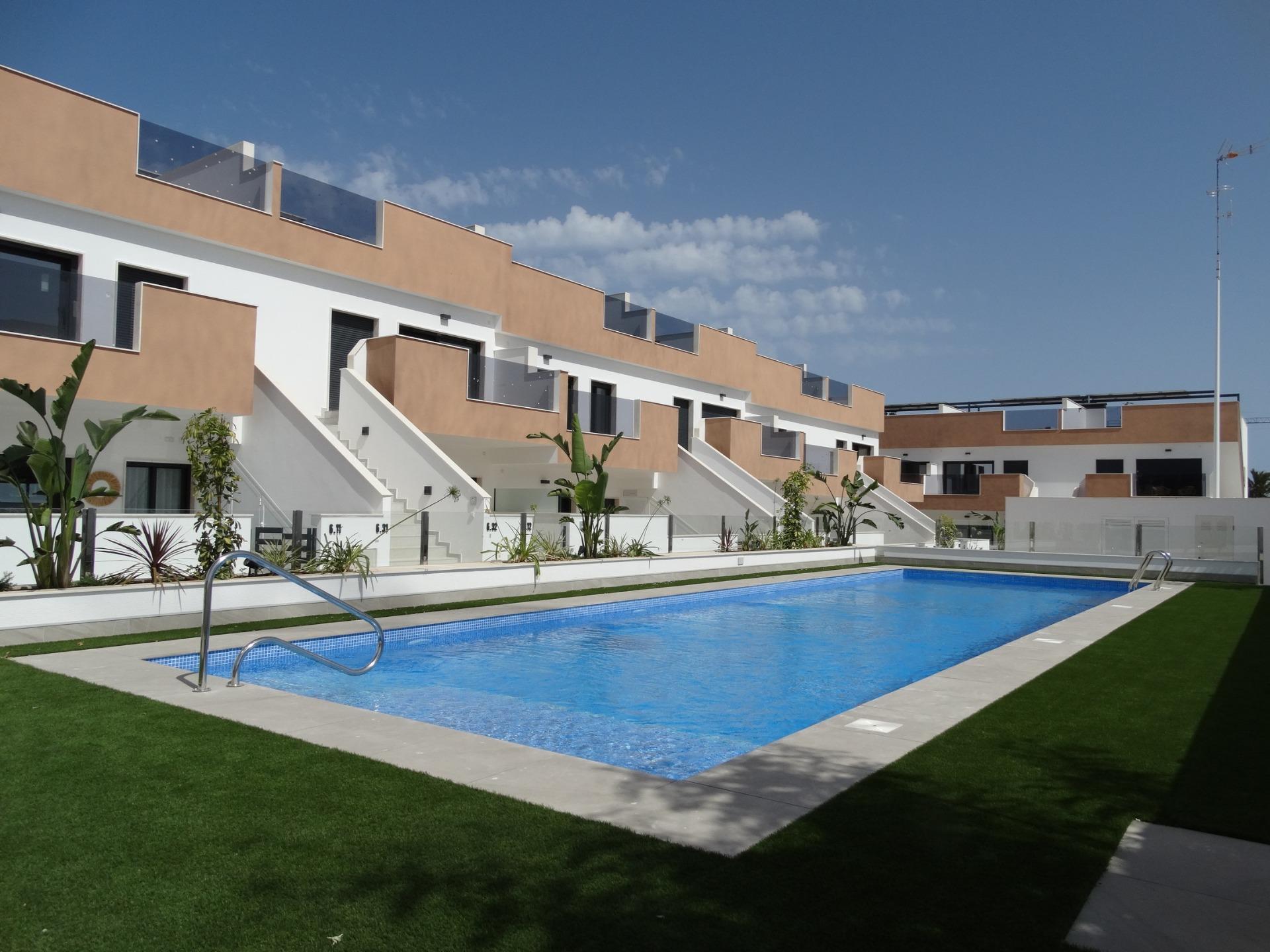 New Build - 2 Bedroom 2 Bathroom Ground Floor Apartment in Pilar de la Horadada - pueblo  - Alicante