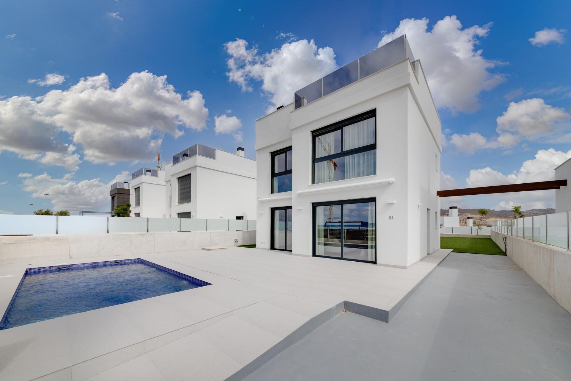 For sale - 3 Bedroom 3 Bathroom Villa in Mutxamel - Mutxamel  - Alicante