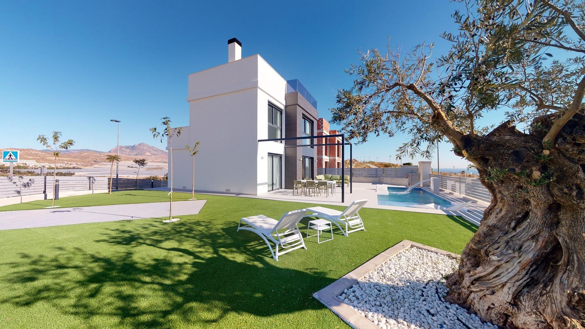For sale - 3 Bedroom 3 Bathroom Villa in Mutxamel - Mutxamel  - Alicante