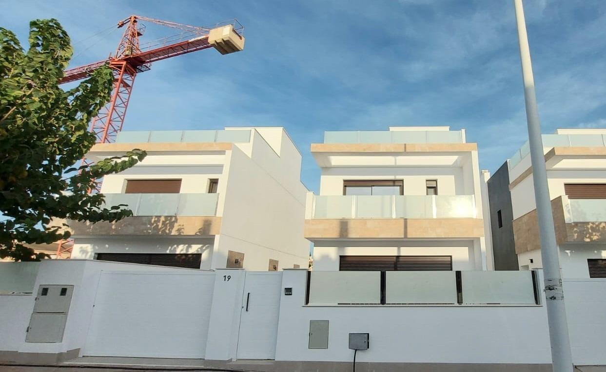 New Build - 3 Bedroom 3 Bathroom Key Ready Villa in San Pedro del Pinatar - El Salero  - Murcia
