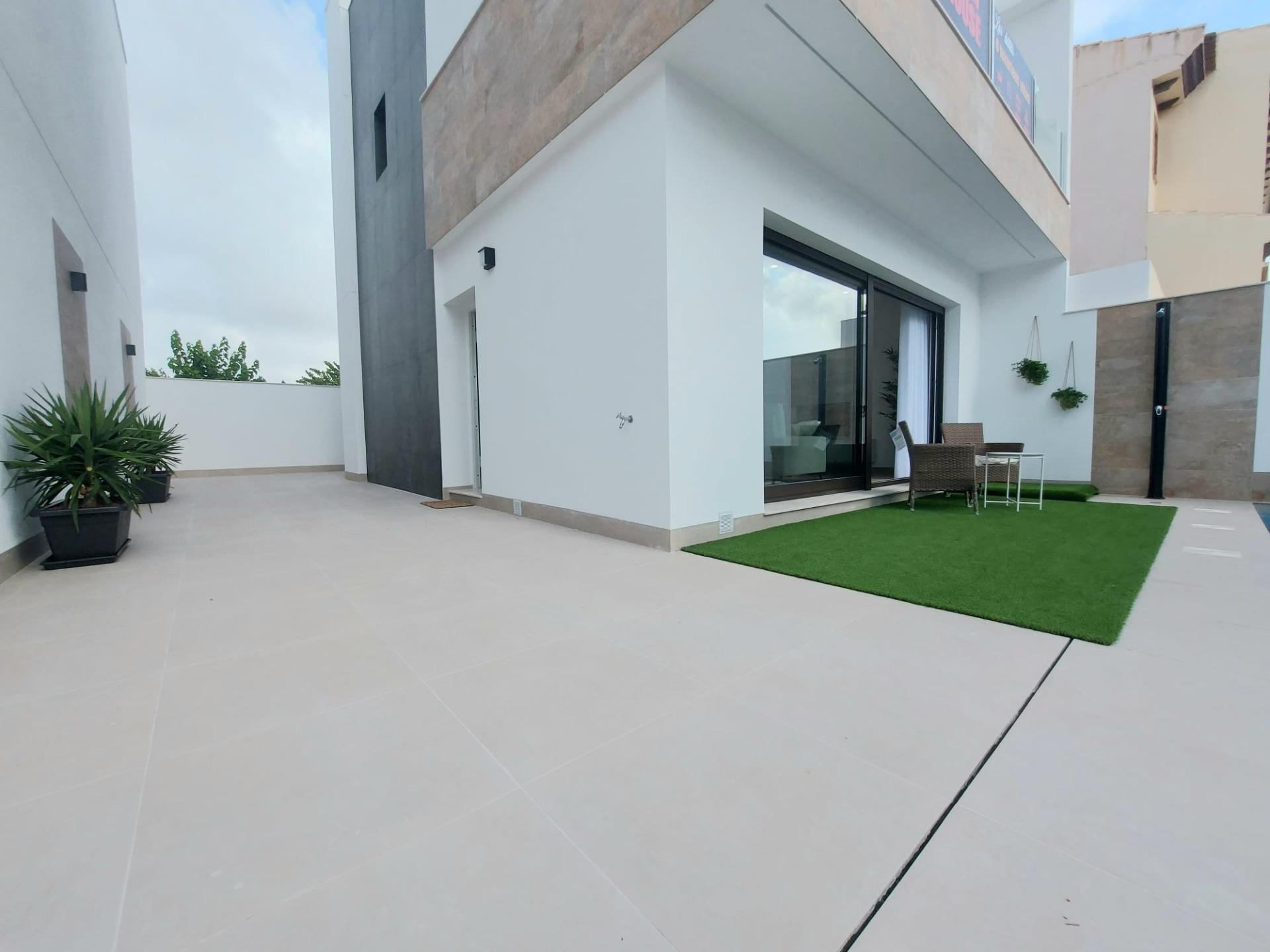 New Build - 3 Bedroom 3 Bathroom Key Ready Villa in San Pedro del Pinatar - El Salero  - Murcia