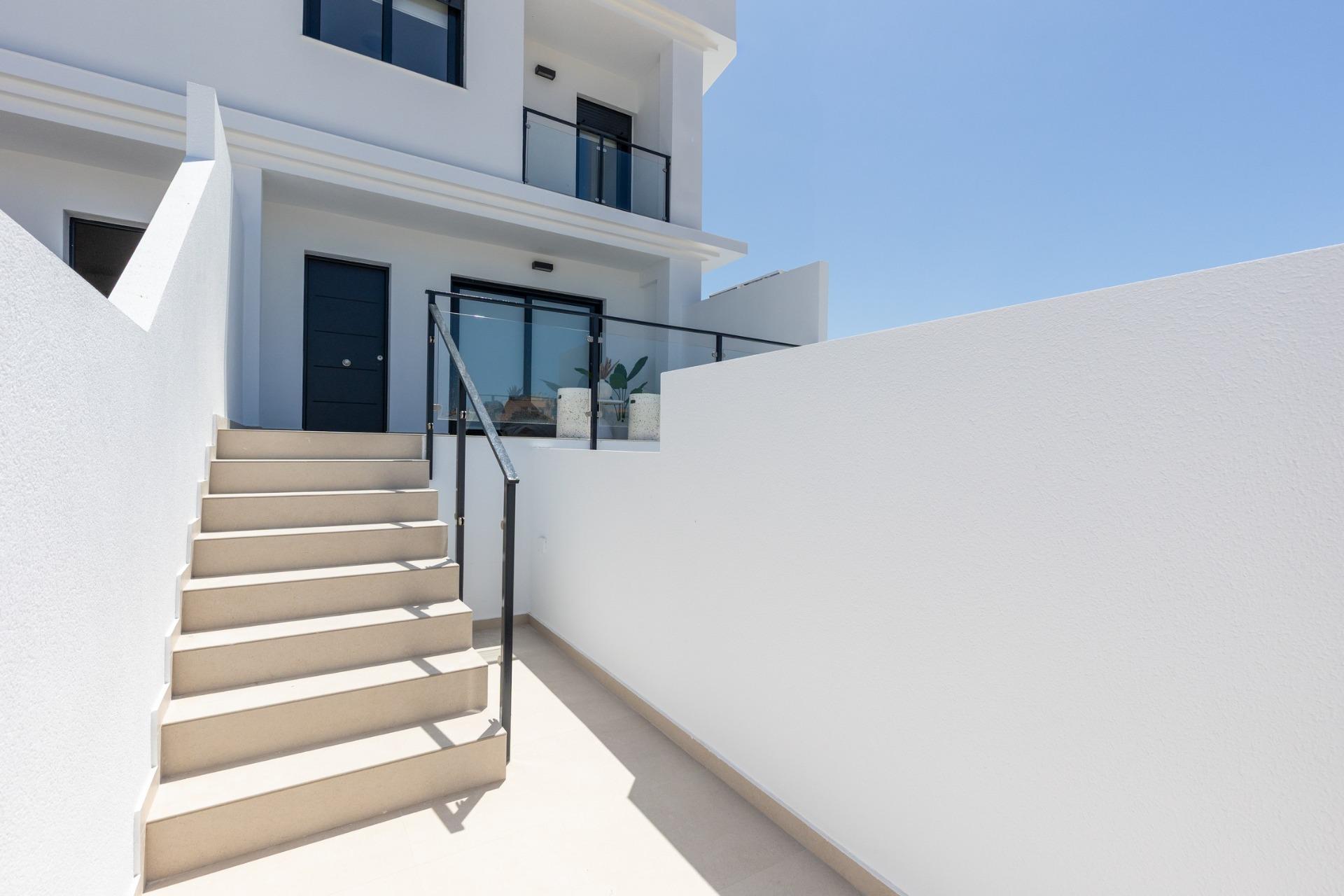 New Build - 4 Bedroom 2 Bathroom Town House in Rafal - pueblo  - Alicante