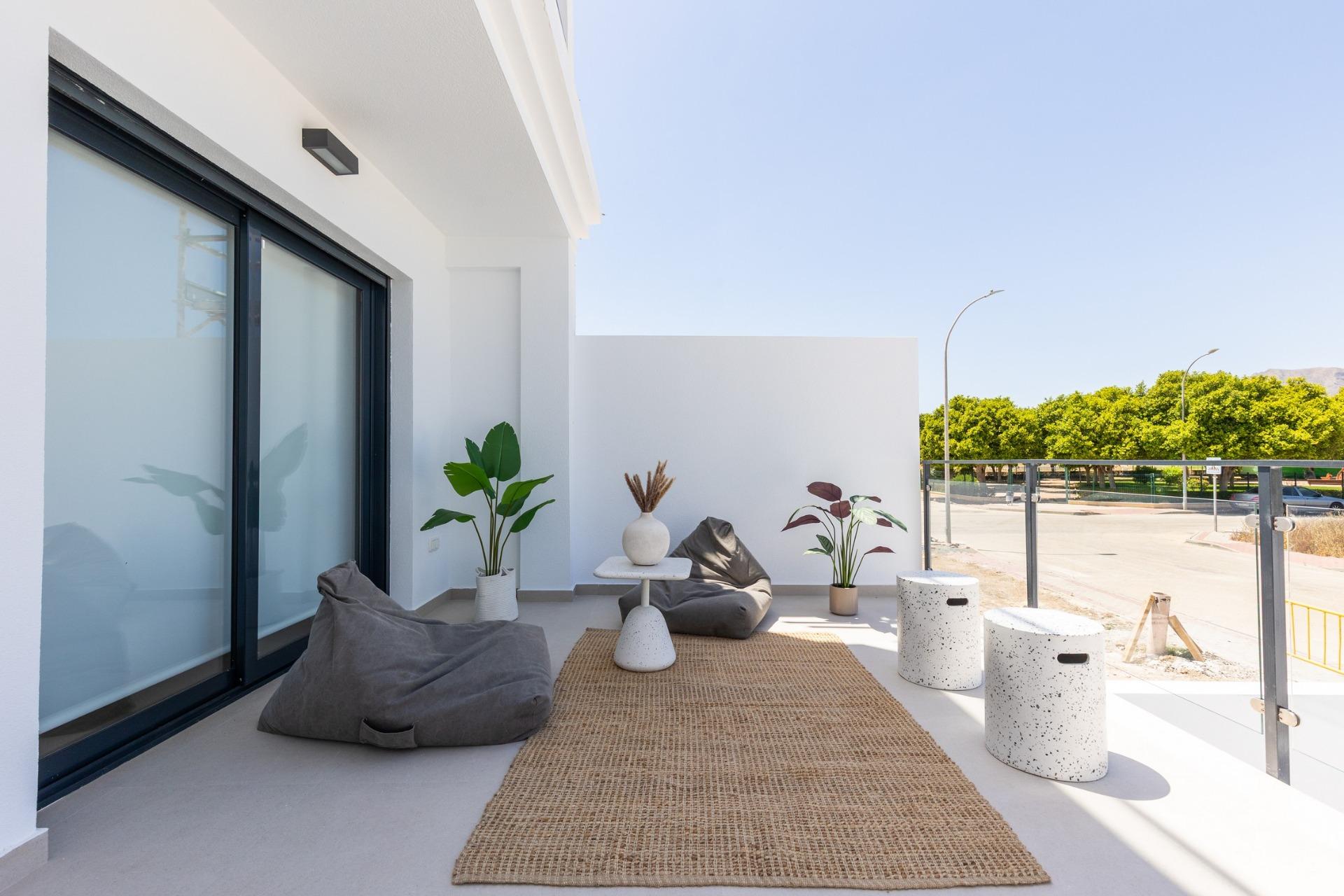 New Build - 4 Bedroom 2 Bathroom Town House in Rafal - pueblo  - Alicante
