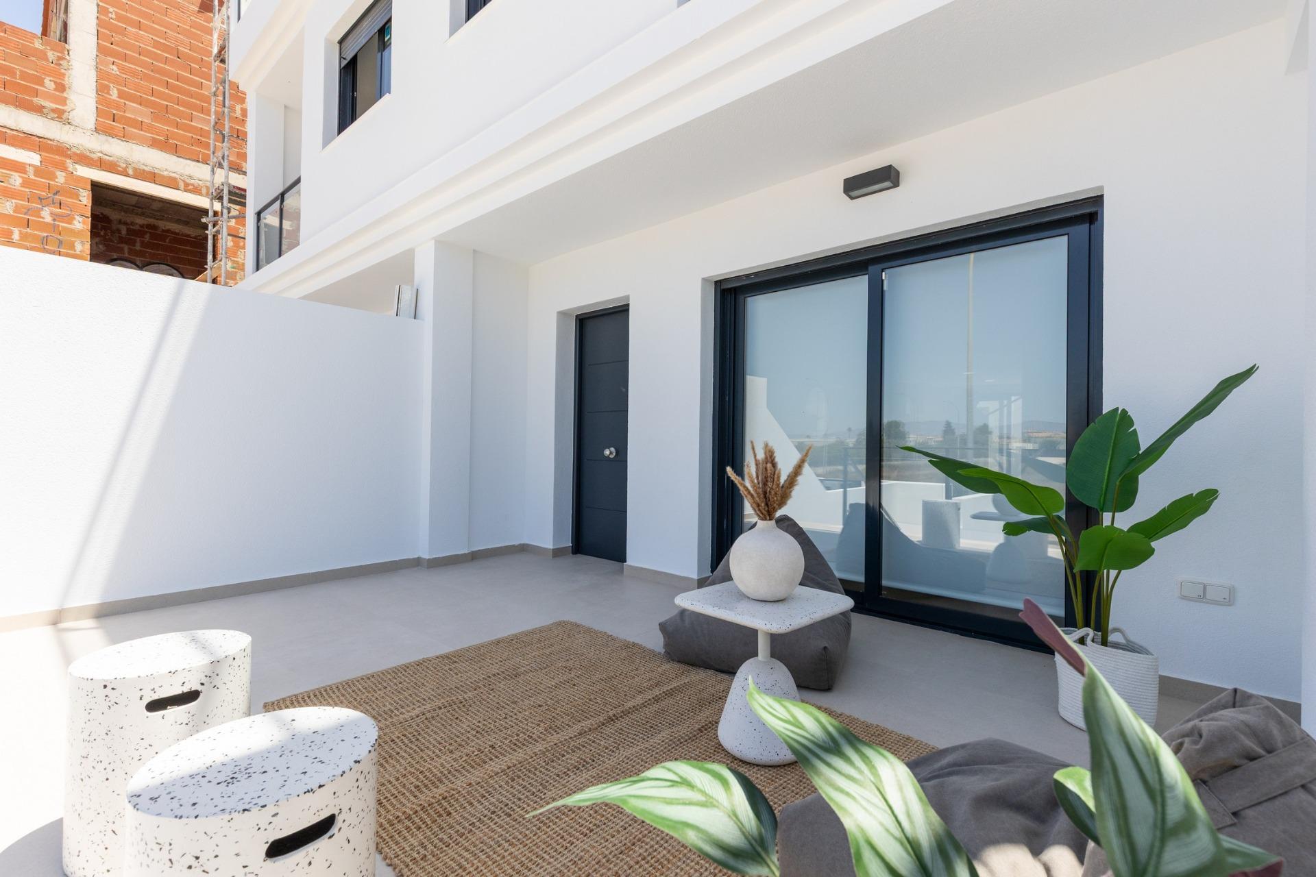 New Build - 4 Bedroom 2 Bathroom Town House in Rafal - pueblo  - Alicante