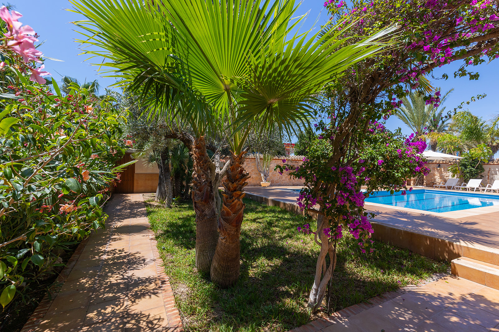 For sale - 4 Bedroom 2 Bathroom Villa in Orihuela - Orihuela Costa  - Alicante