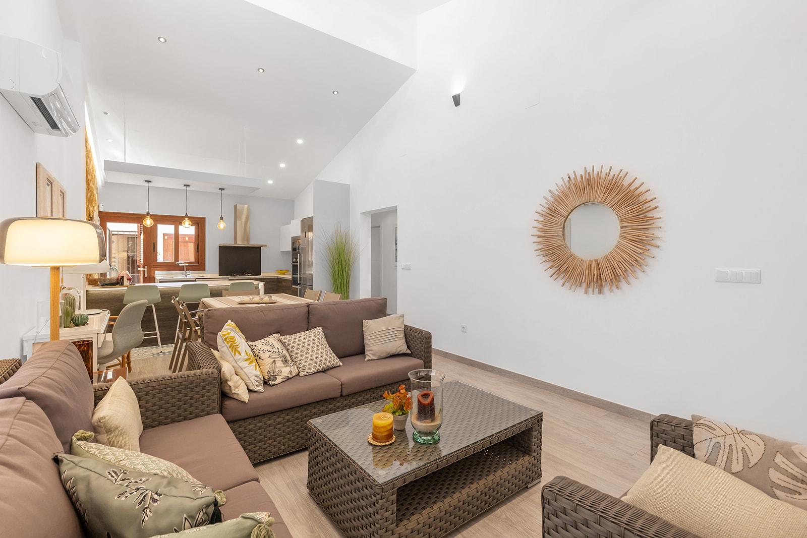 For sale - 4 Bedroom 2 Bathroom Villa in Orihuela - Orihuela Costa  - Alicante