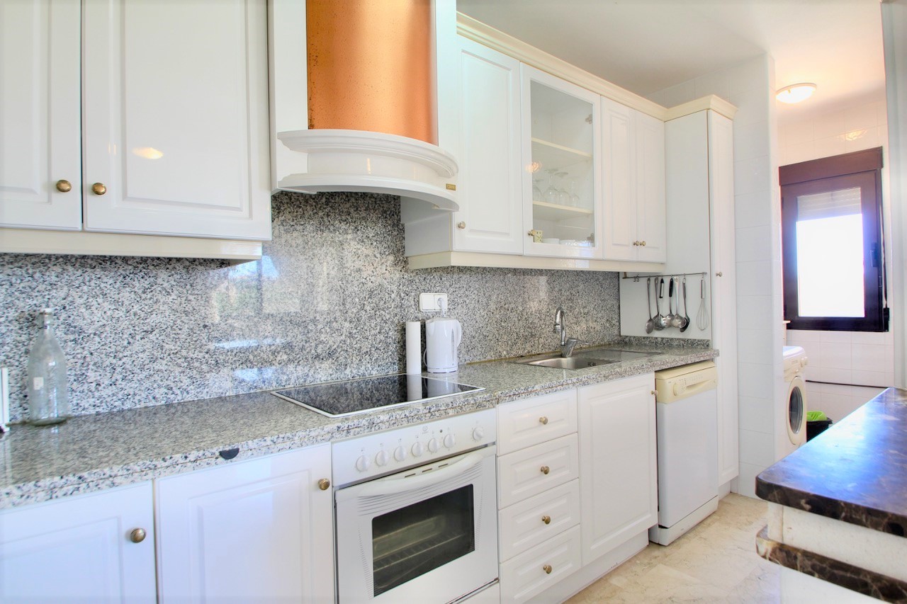 For sale - 3 Bedroom 2 Bathroom Apartment in Villamartin - Orihuela Costa  - Alicante