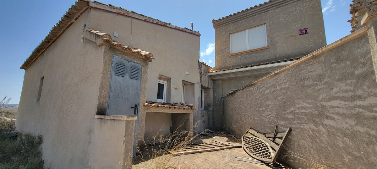 For sale - 4 Bedroom 3 Bathroom House - Finca - Cortijo in Orihuela - Torremendo  - Alicante