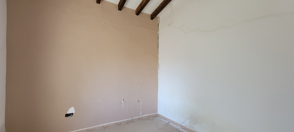 For sale - 4 Bedroom 3 Bathroom House - Finca - Cortijo in Orihuela - Torremendo  - Alicante