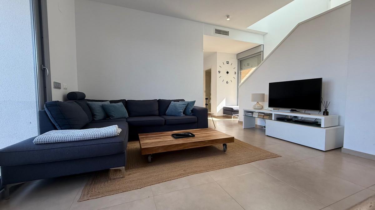 For sale - 3 Bedroom 2 Bathroom House - Detached Villa in Orihuela - Orihuela Centro  - Alicante