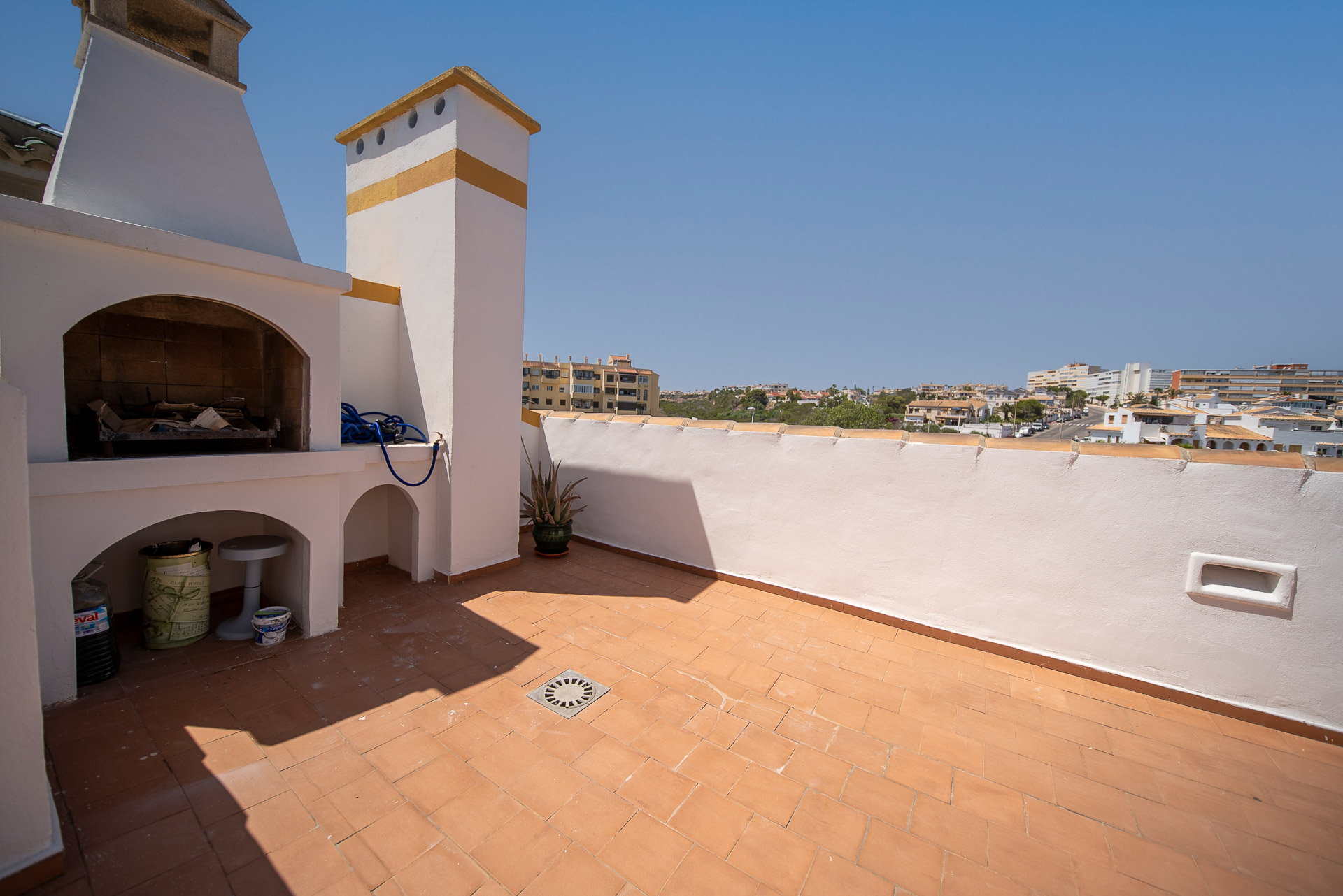 For sale - 3 Bedroom 1 Bathroom Penthouse in La Mata - La mata  - Alicante