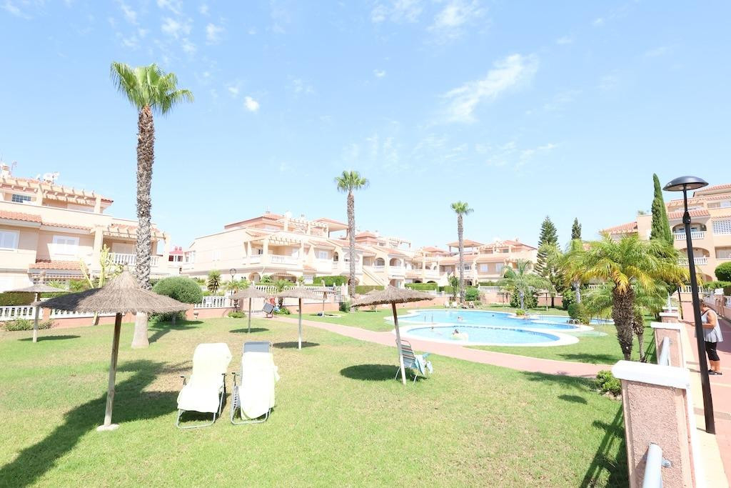 2 Bedroom 2 Bathroom apartment in Playa Flamenca