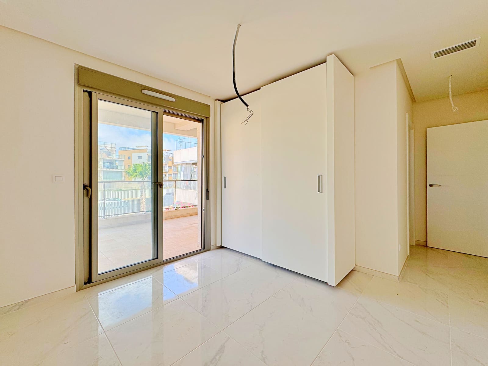 For sale - 2 Bedroom 2 Bathroom Apartment in Los Dolses - Villamartin  - Alicante