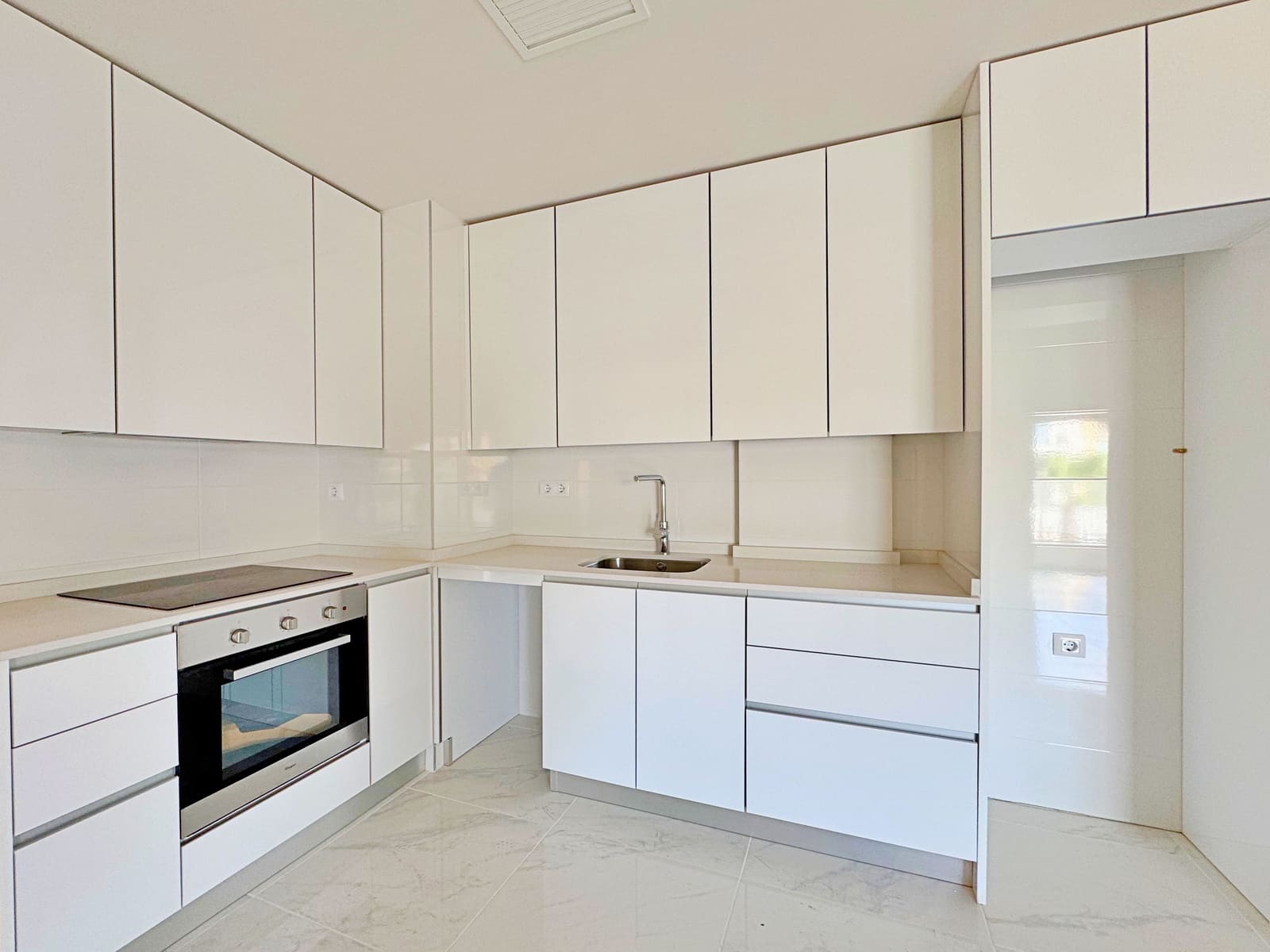 For sale - 2 Bedroom 2 Bathroom Apartment in Los Dolses - Villamartin  - Alicante