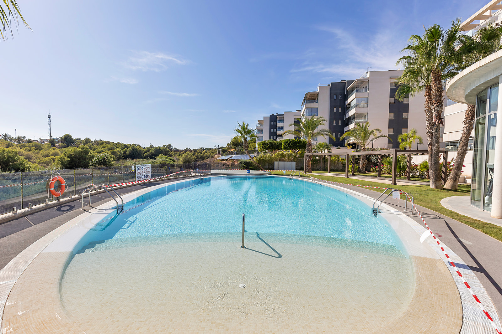 For sale - 2 Bedroom 2 Bathroom Apartment in Los Dolses - Villamartin  - Alicante