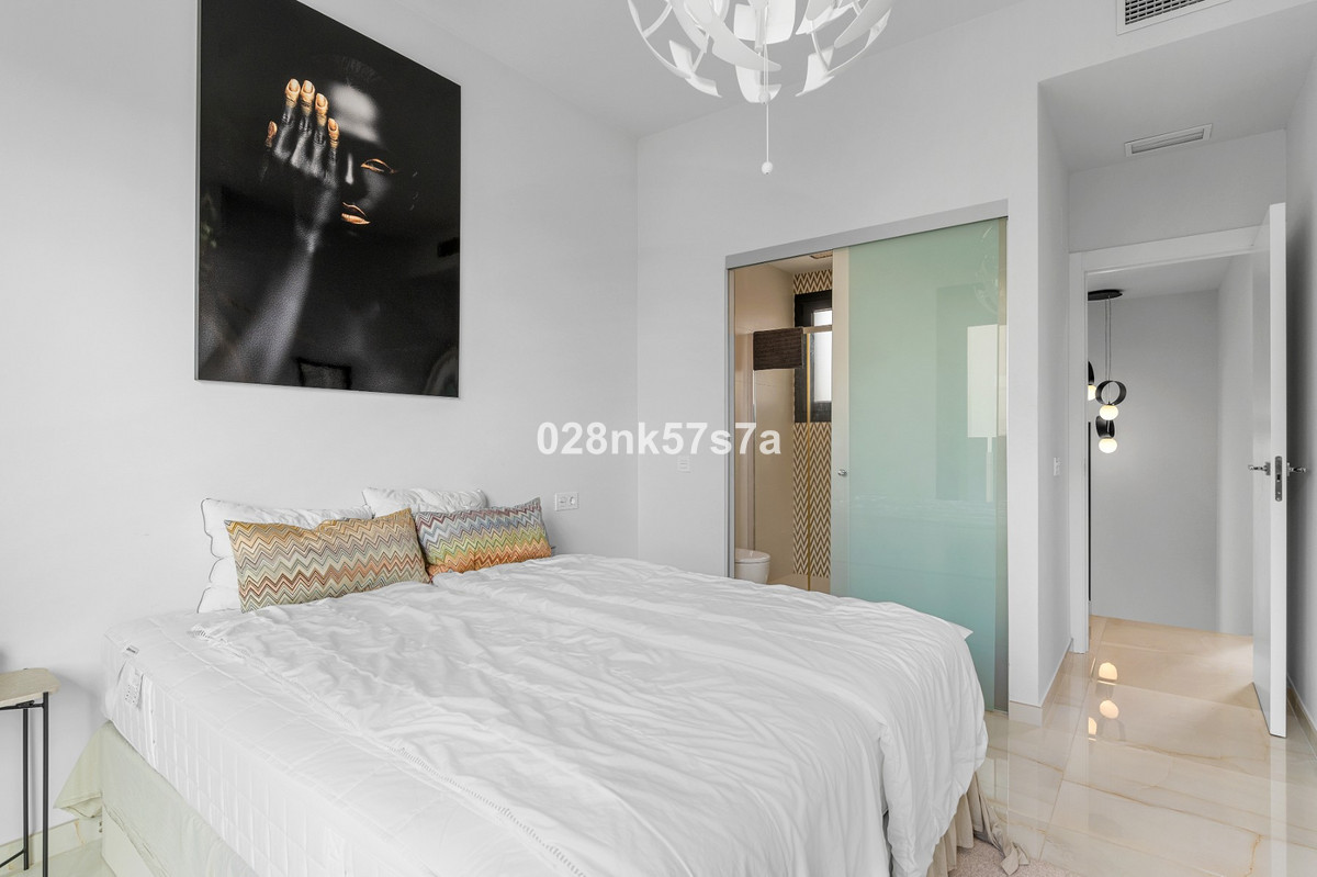 For sale - 4 Bedroom 4 Bathroom House - Detached Villa in Orihuela - Lomas de Cabo Roig  - Alicante