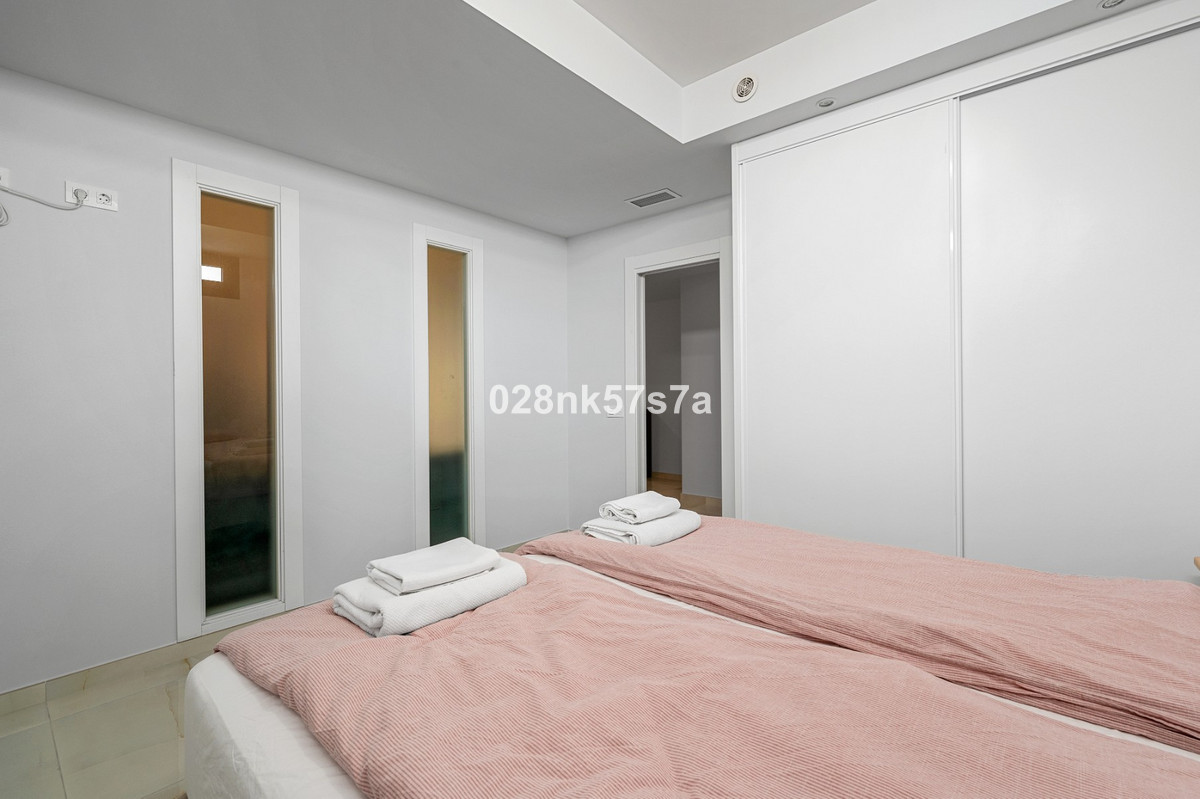 For sale - 4 Bedroom 4 Bathroom House - Detached Villa in Orihuela - Lomas de Cabo Roig  - Alicante