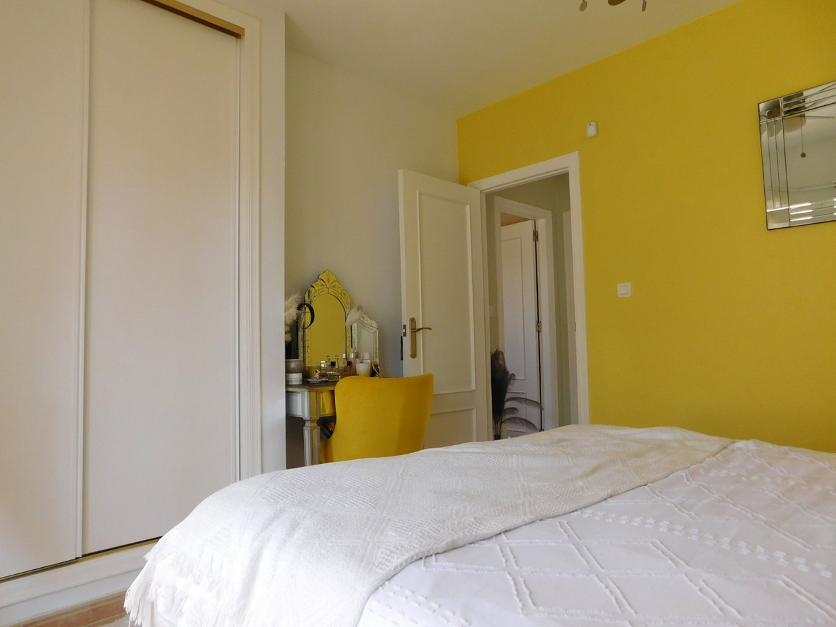 For sale - 3 Bedroom 3 Bathroom Detached Villa in Villamartin - Villamartin  - Alicante