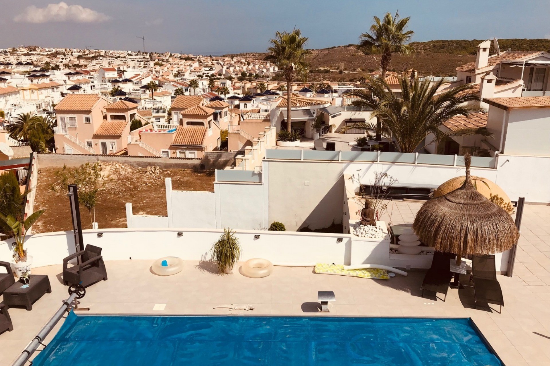 For sale - 6 Bedroom 5 Bathroom Detached House / Villa in Ciudad Quesada - Golf La Marquesa (Ciudad Quesada)  - Alicante
