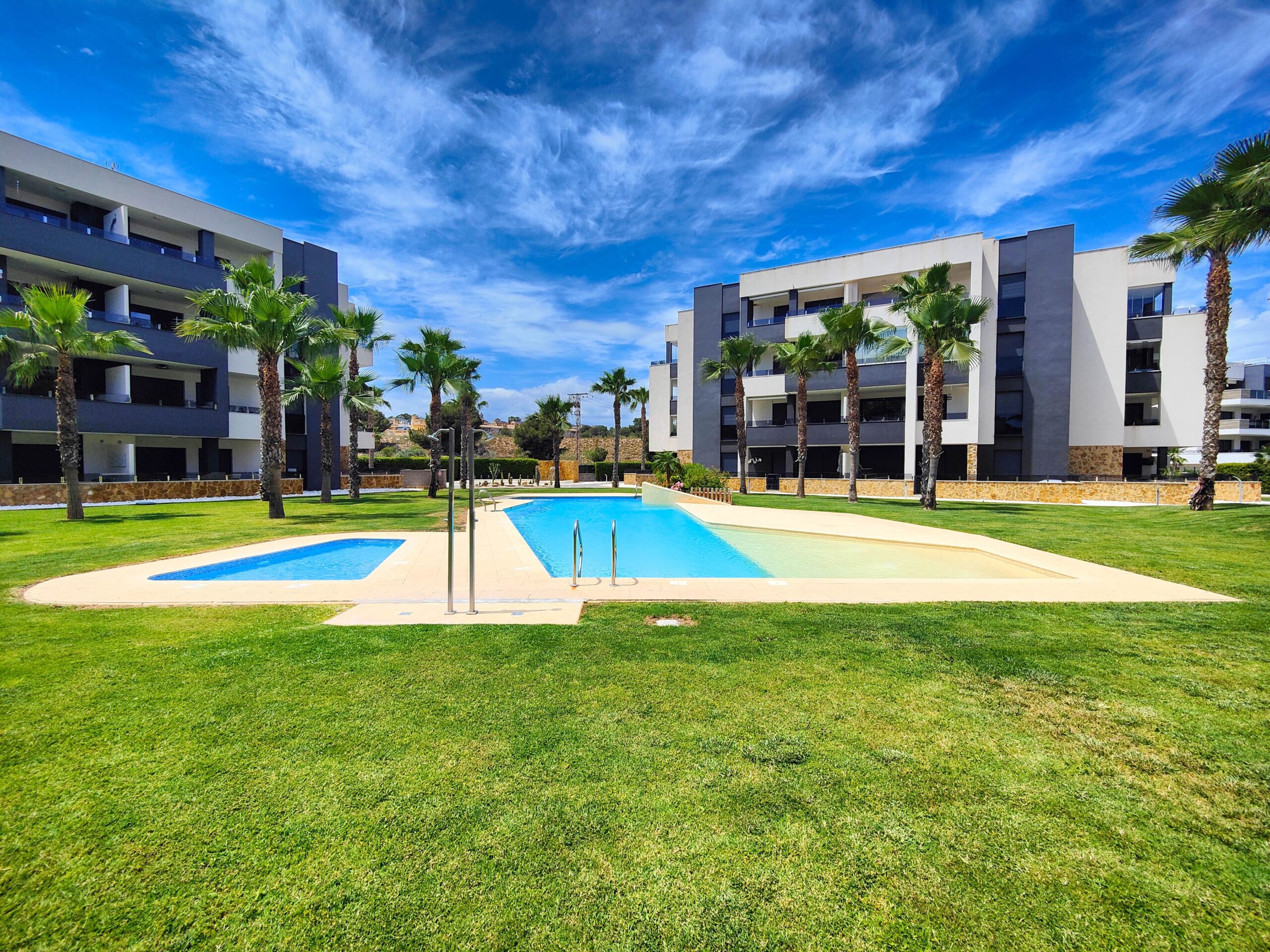 For sale - 2 Bedroom 2 Bathroom Apartment in Los Altos -  - Alicante