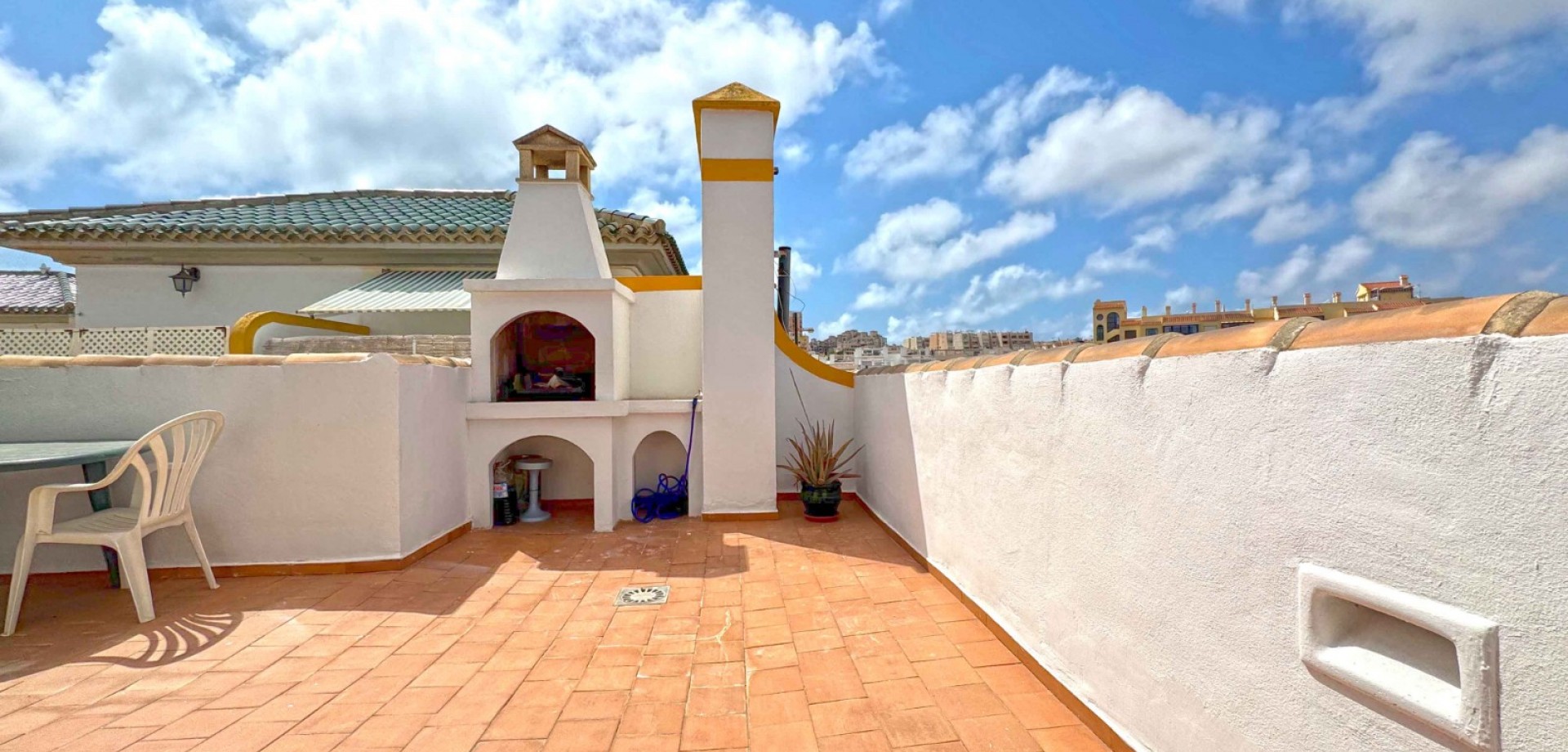 For sale - 3 Bedroom 1 Bathroom Duplex Penthouse in La Mata - La Mata  - Alicante