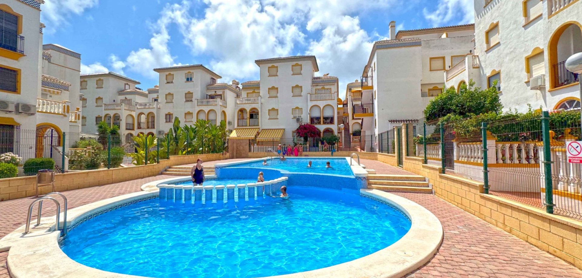 For sale - 3 Bedroom 1 Bathroom Duplex Penthouse in La Mata - La Mata  - Alicante