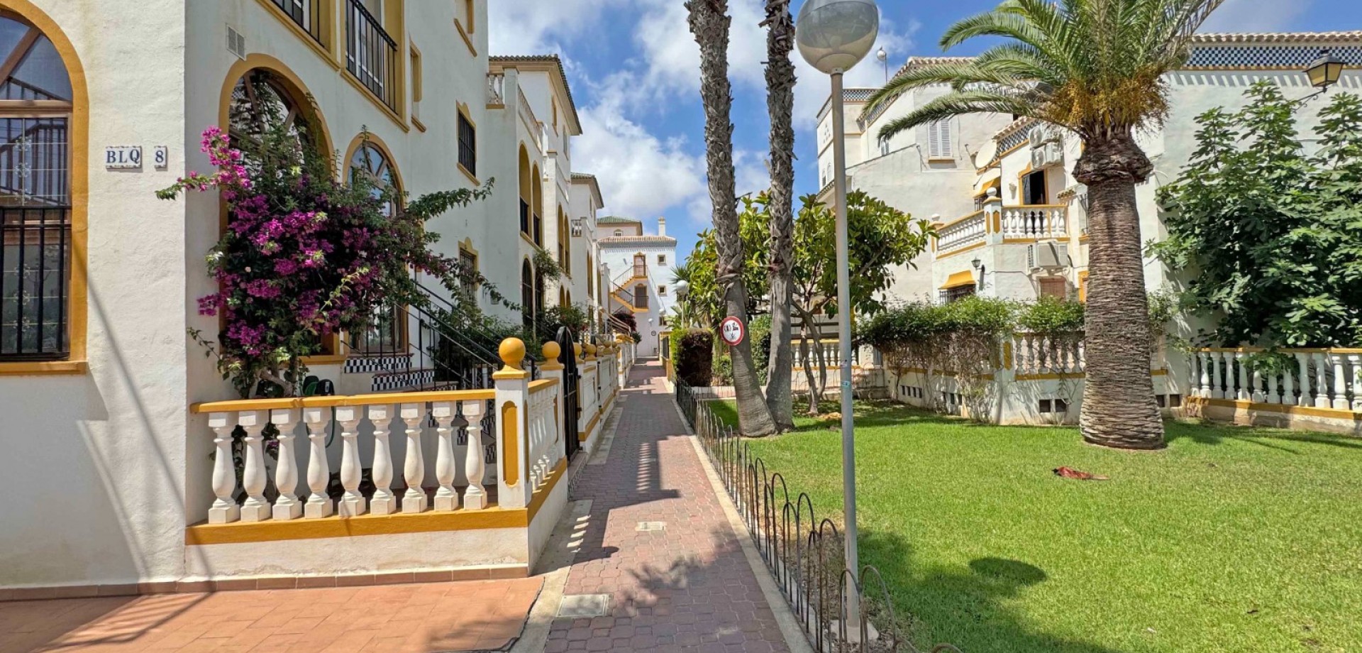 For sale - 3 Bedroom 1 Bathroom Duplex Penthouse in La Mata - La Mata  - Alicante