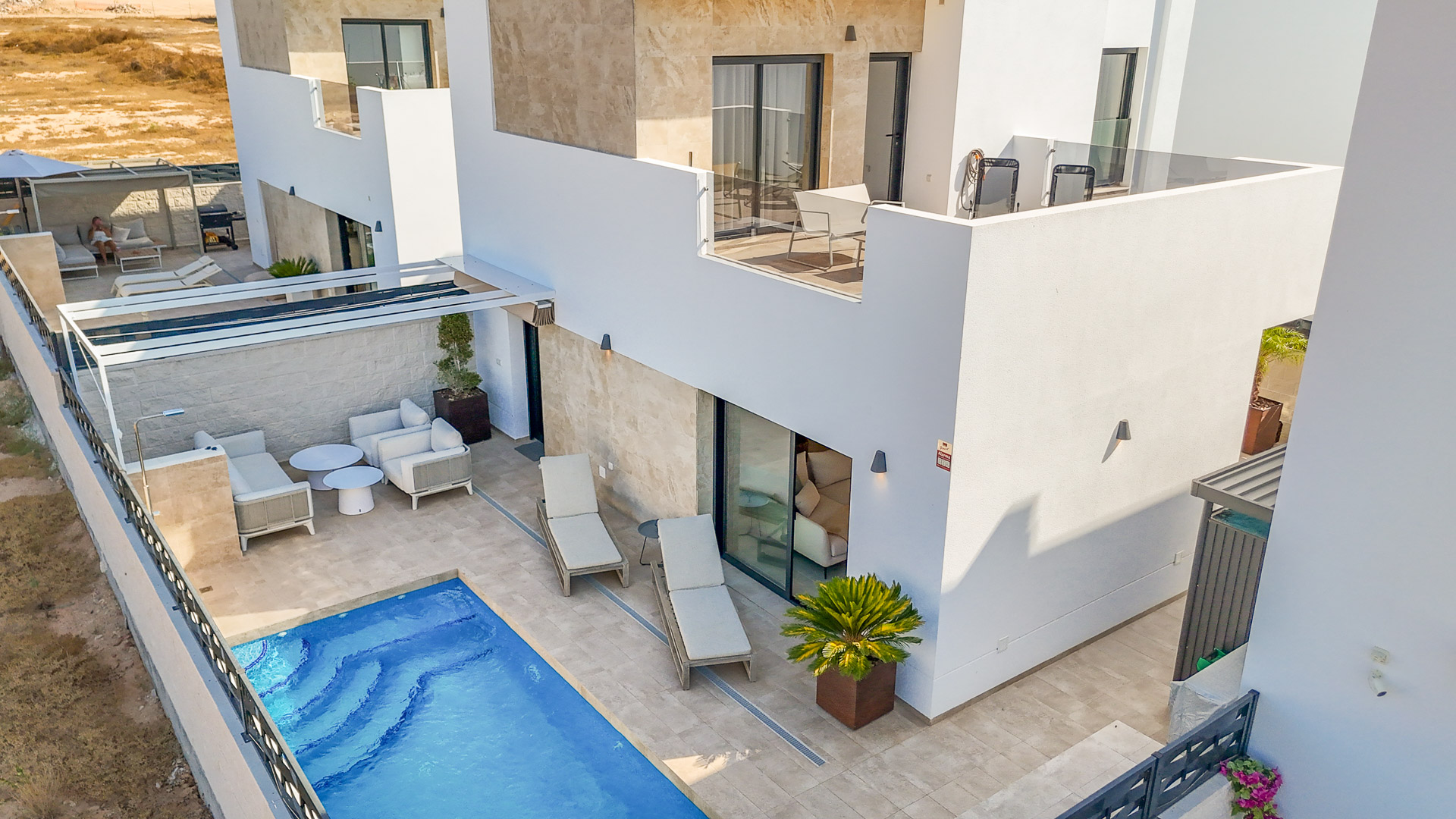 For sale - 3 Bedroom 3 Bathroom Villa in Ciudad Quesada -  - Alicante