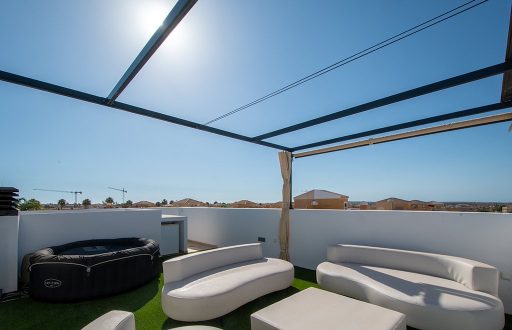 For sale - 3 Bedroom 2 Bathroom Townhouse in Rojales - Ciudad Quesada  - Alicante