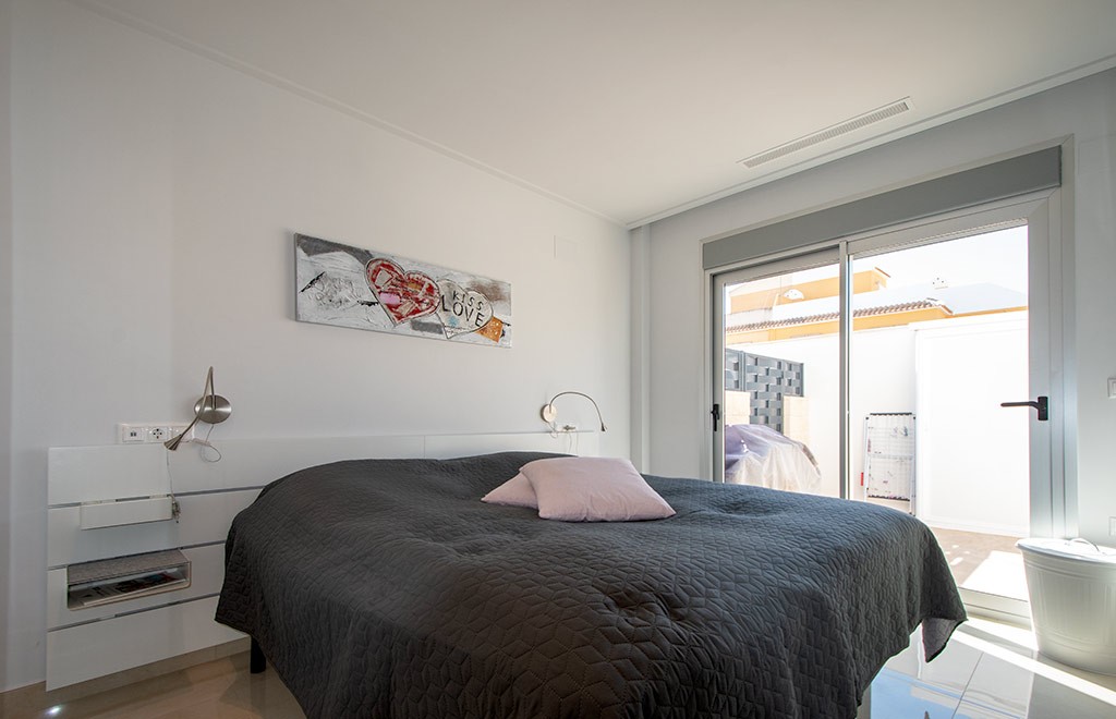 For sale - 3 Bedroom 2 Bathroom Townhouse in Rojales - Ciudad Quesada  - Alicante