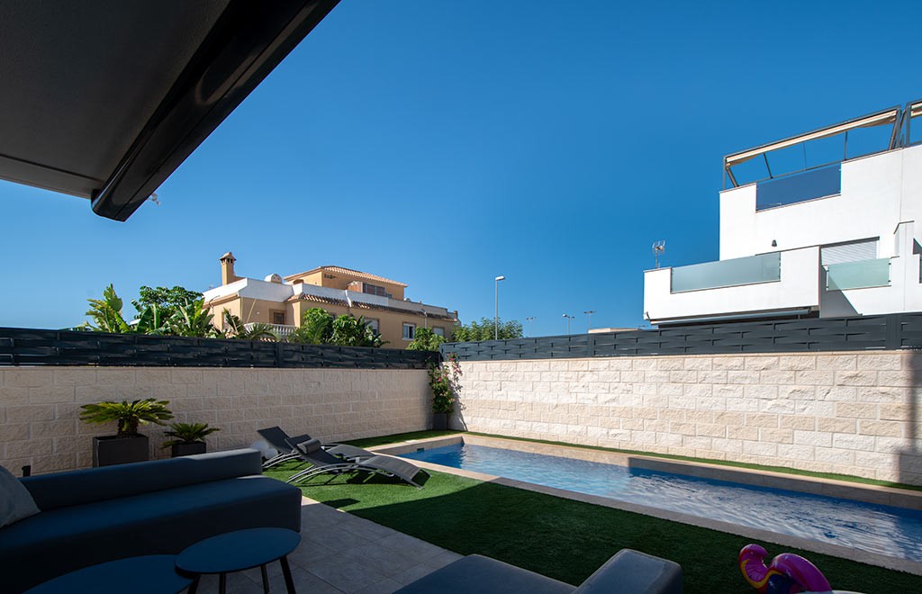 For sale - 3 Bedroom 2 Bathroom Townhouse in Rojales - Ciudad Quesada  - Alicante