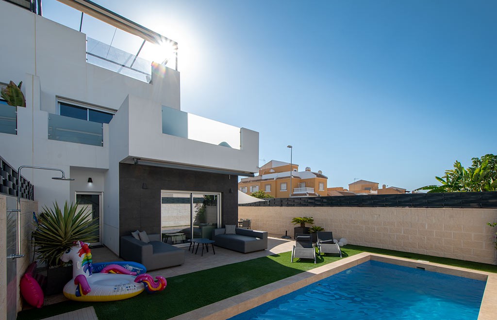 For sale - 3 Bedroom 2 Bathroom Townhouse in Rojales - Ciudad Quesada  - Alicante