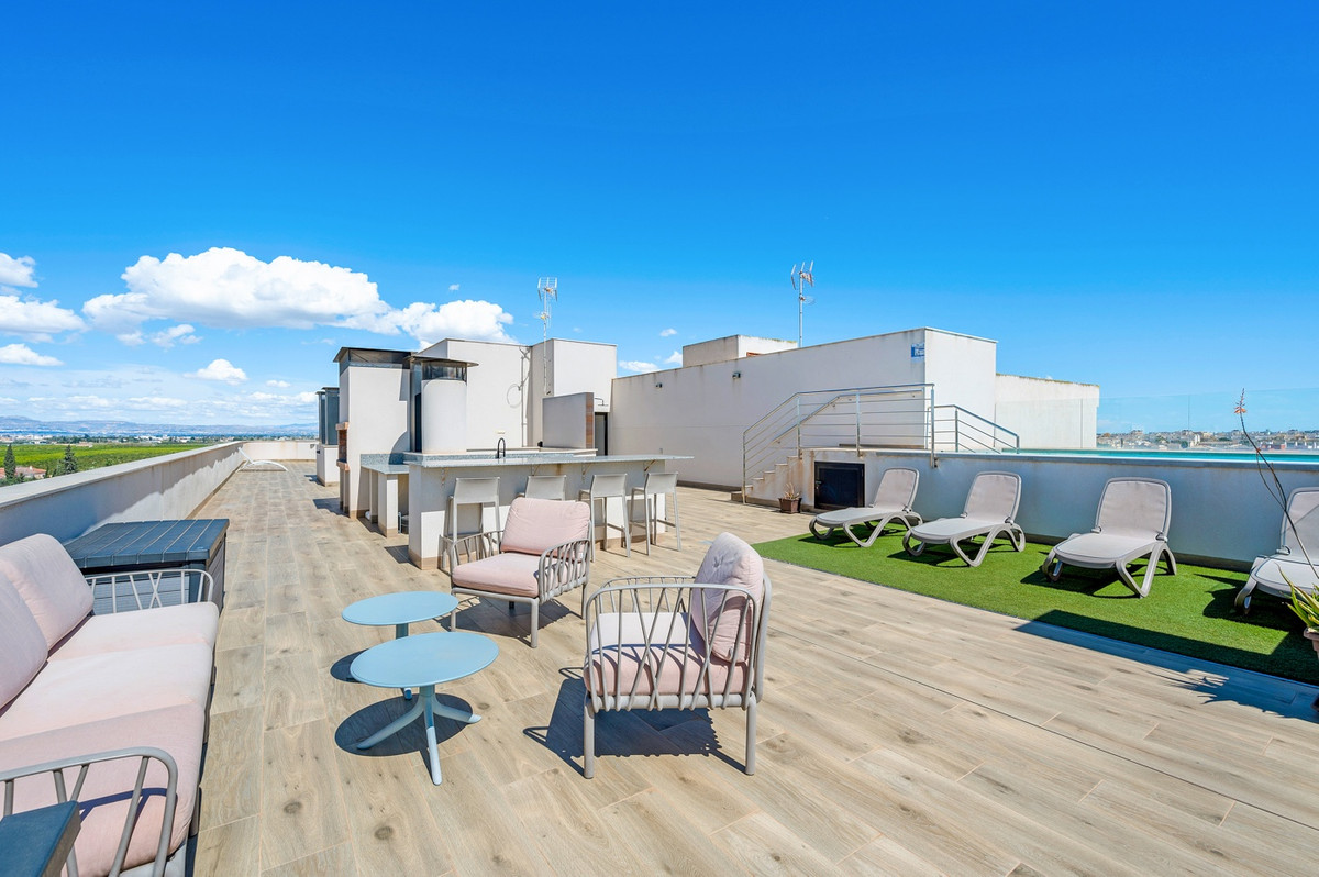 For sale - 2 Bedroom 2 Bathroom Apartment - Middle Floor Apartment in Formentera del Segura - Formentera del Segura Centro  - Alicante