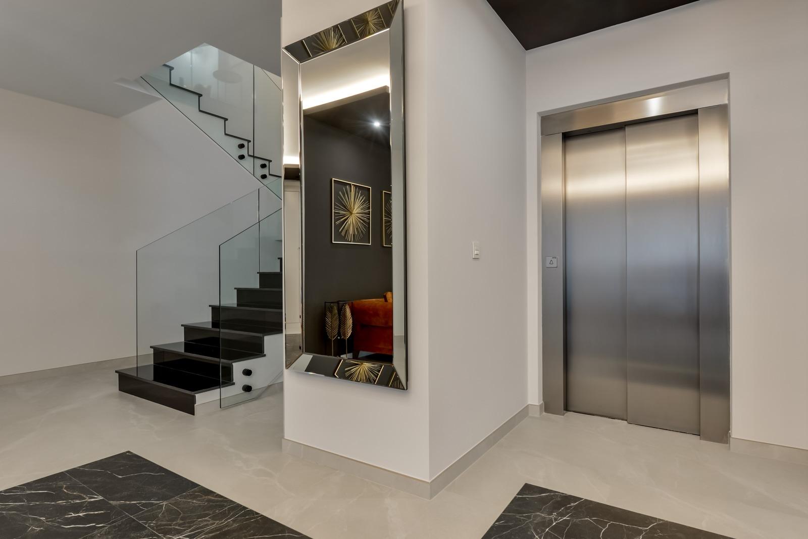 New Build - 8 Bedroom 5 Bathroom Villa in Finestrat - Sierra Cortina  - Alicante