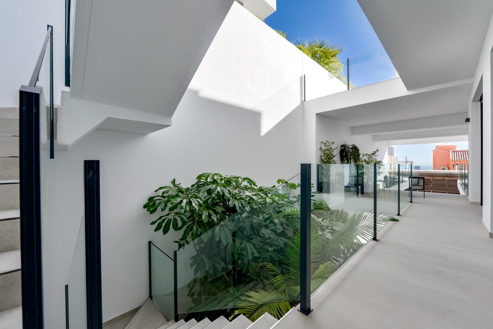 New Build - 8 Bedroom 5 Bathroom Villa in Finestrat - Sierra Cortina  - Alicante