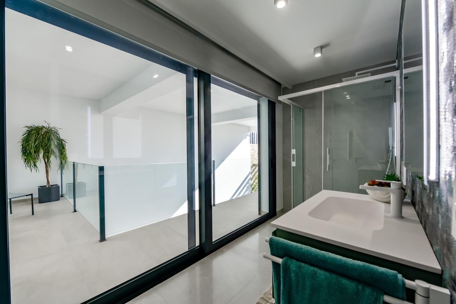 New Build - 8 Bedroom 5 Bathroom Villa in Finestrat - Sierra Cortina  - Alicante
