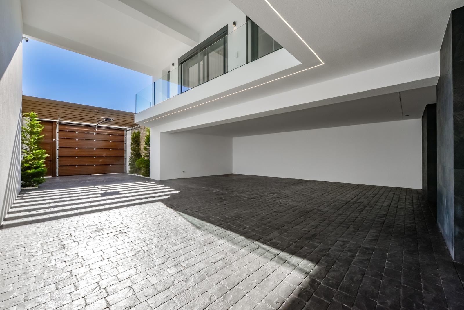 New Build - 8 Bedroom 5 Bathroom Villa in Finestrat - Sierra Cortina  - Alicante
